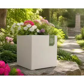 Millennium R Cube – 49 cm Würfelvase mit Perle – Deroma