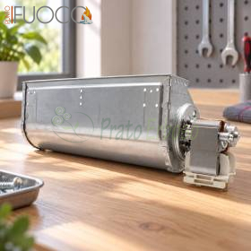 Ventilador tangencial metálico 9510044100 con motor lateral sobre banco de trabajo